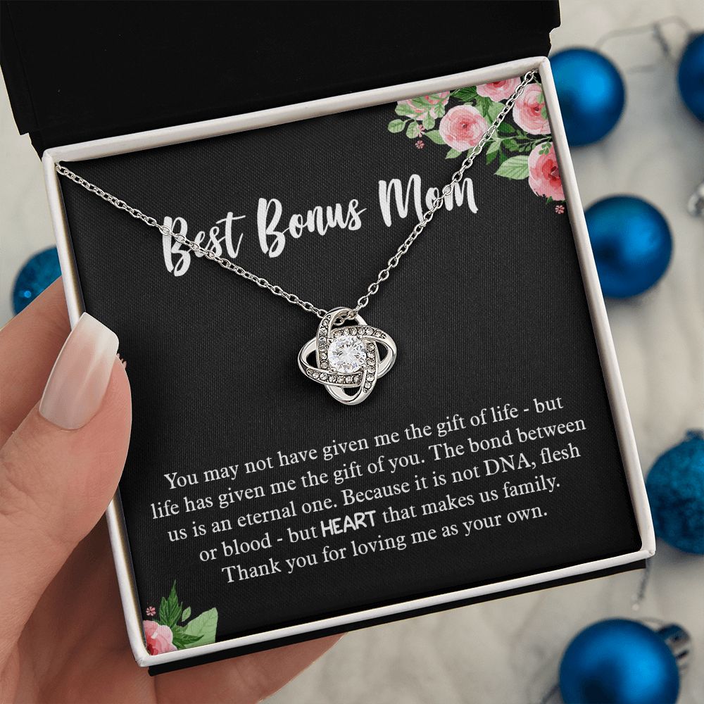 Best Bonus Mom Love Knot Necklace