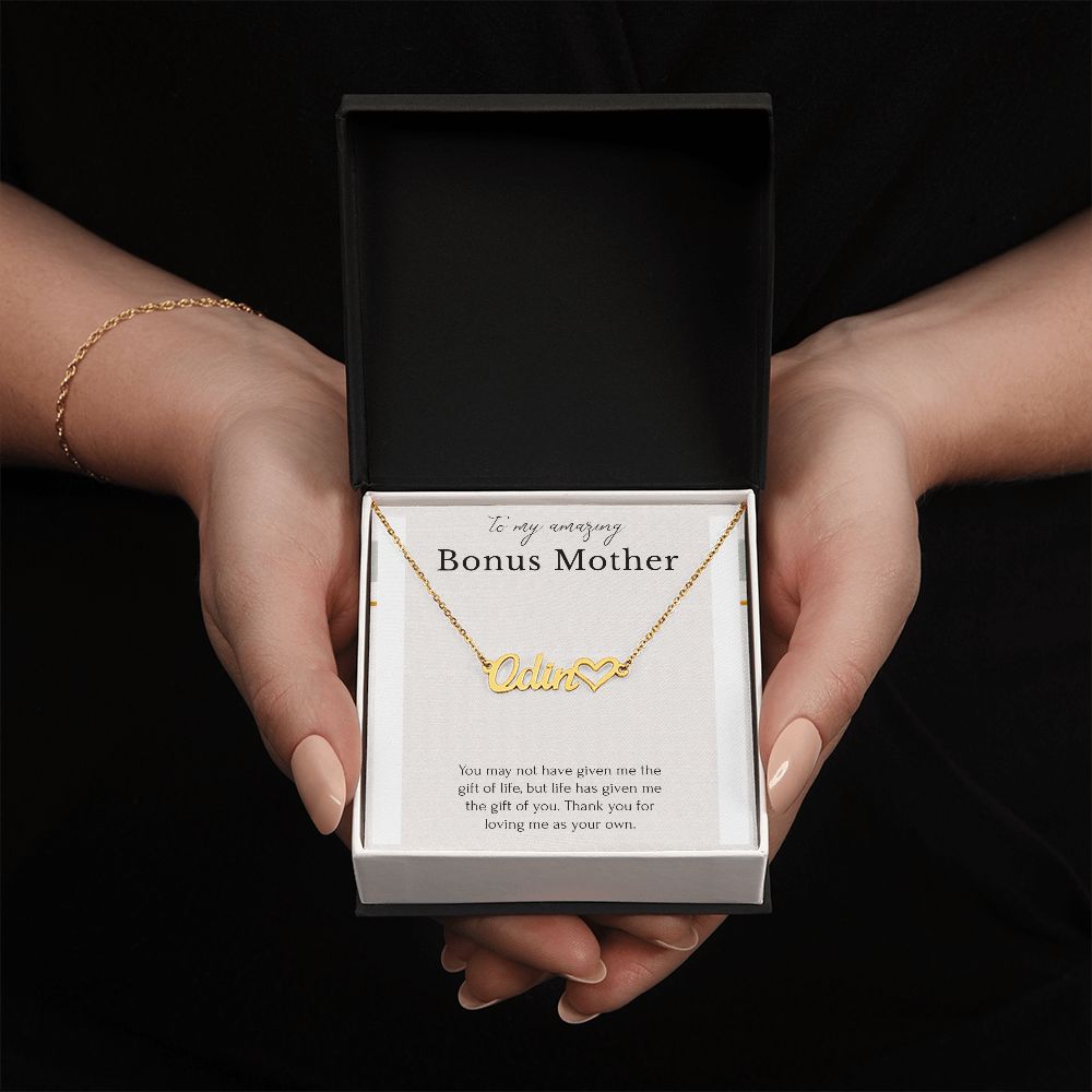 To My Amazing Bonus Mom Heart Name Necklace